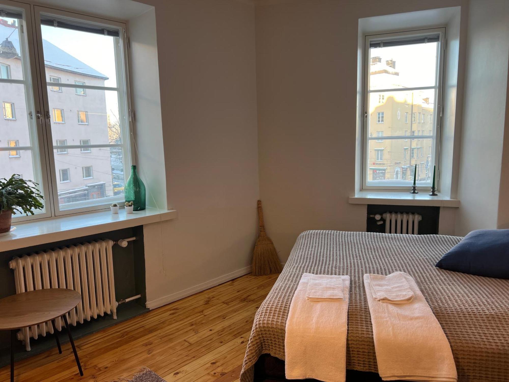 Valoisa & Mukava Koti Vallilassa Helsingfors Exteriör bild